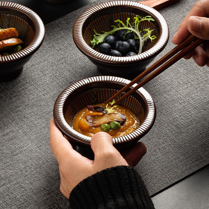 Japanese-Style Thickened Small Bowl Restaurant Hot Pot Restaurant Dipping Hot Sauce Bowl Retro Ceramic Tableware Household Rice Bowl Premium Sense
