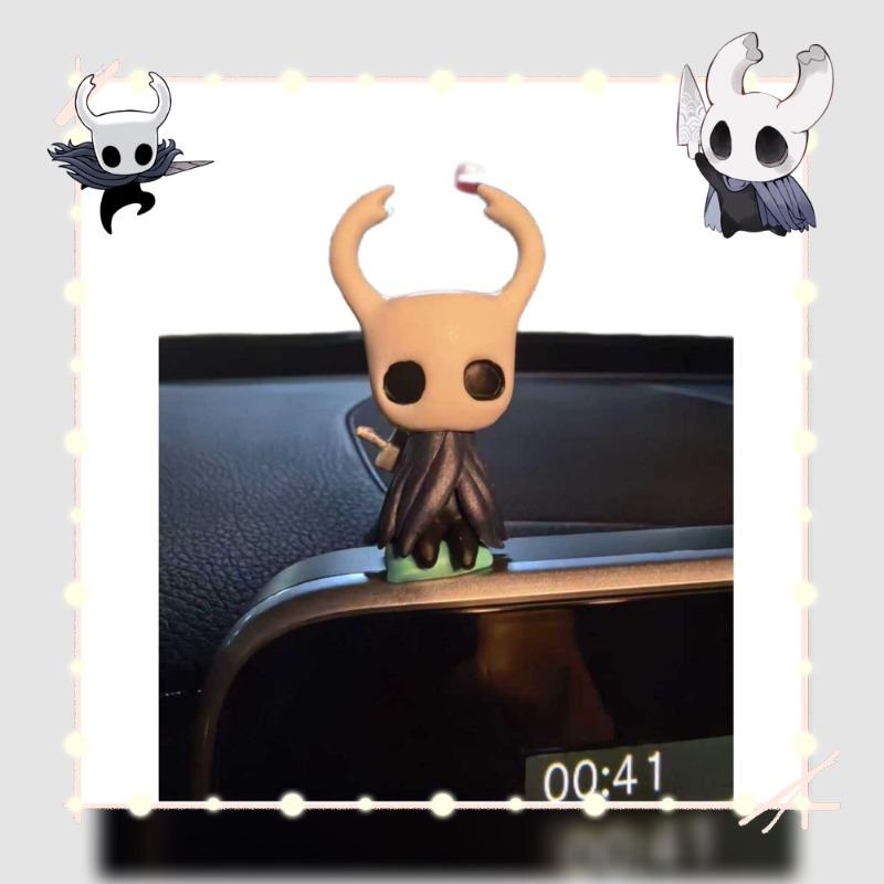 Hollow Knight Silksong Φιγούρα Ιππότη Καθιστού Μίνι Άγαλμα PVC Διακόσμηση Ταμπλό Αυτοκινήτου Επιτραπέζιο Συλλεκτικό Παιχνίδι Για Φίλους του Παιχνιδιού