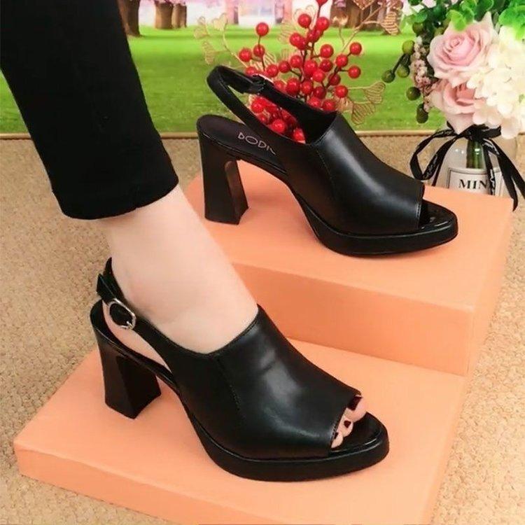 Fashion cool boots women's summer new sandals women's thick heel fashion trend fish mouth high heel rear empty buckle