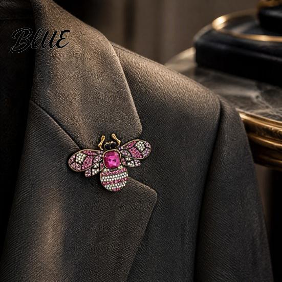 Daily Wear Jewelry Retro Rhinestone Bee Brooch Pin, Insect Alloy Badge with Sparkling Colorful Rhinestones, Accessory for Clothing Dress Coat