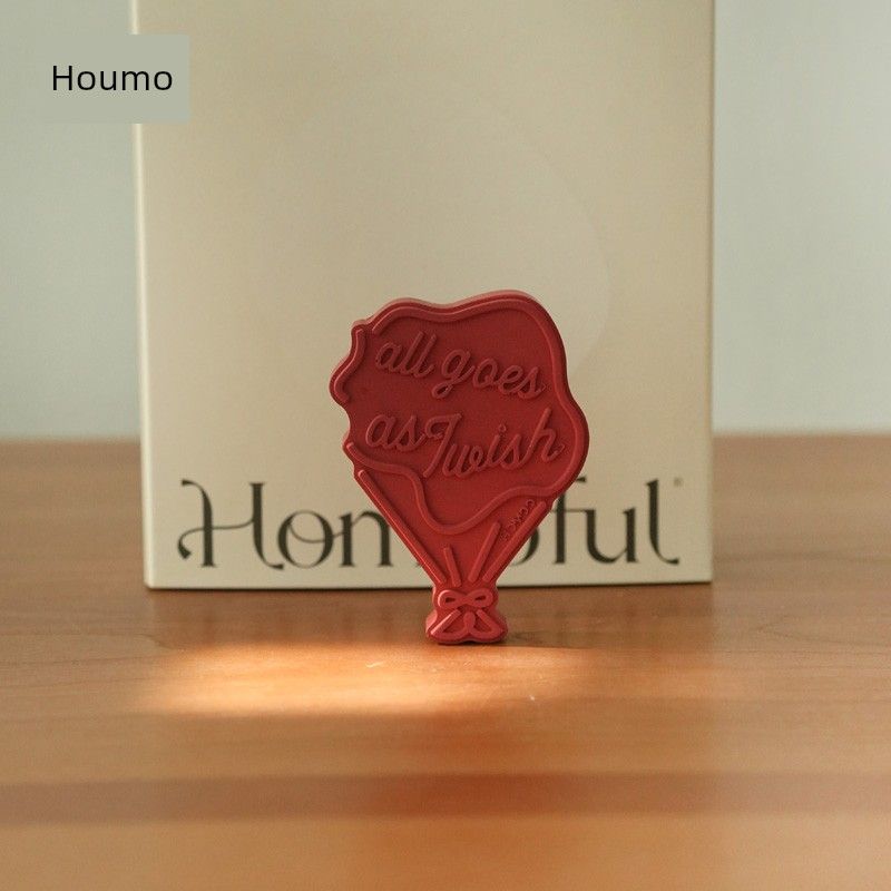 

Homoo Original Design Warm Little Sheep Pendant Bouquet Air Vent Aroma Diffuser Stone Gift Box Car Decoration Small Gift Lava Red Bouquet (Unscented Pendant)