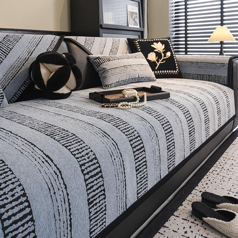 

Modern Simple Wind Sofa Cushion, High-End Leather Sofa Cushion, Universal Chenille Wear-Resistant Sofa Towel For All Seasons 70*70cm