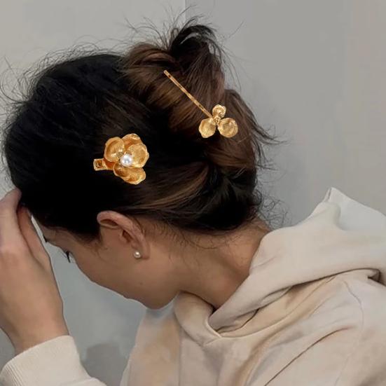 Women Hairpin Imitation Pearl Flower Decor Hair Clip French Retro Style Side Bang Hair Pin Hair Accessories