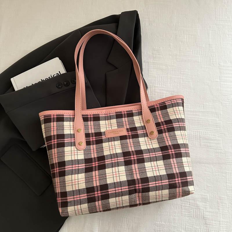 Stylish 2024 Large Capacity Womens Tote Bag For Work Commuting With Chic Checkered Design