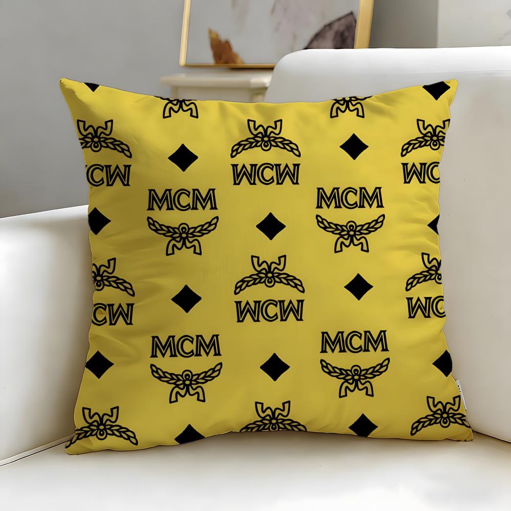 Brand Modern Creation Munchen Cushion Cover Soft EasyWash Pillow Case Versatile for Couch Bed Travel and Office