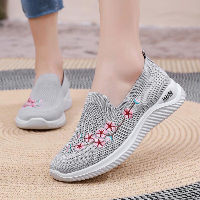 Original Aesthetic Stylish Light Slip On Ladies Footwear Sale Comfortable Summer Embroidery Casual Women's Mesh Breathable Shoes