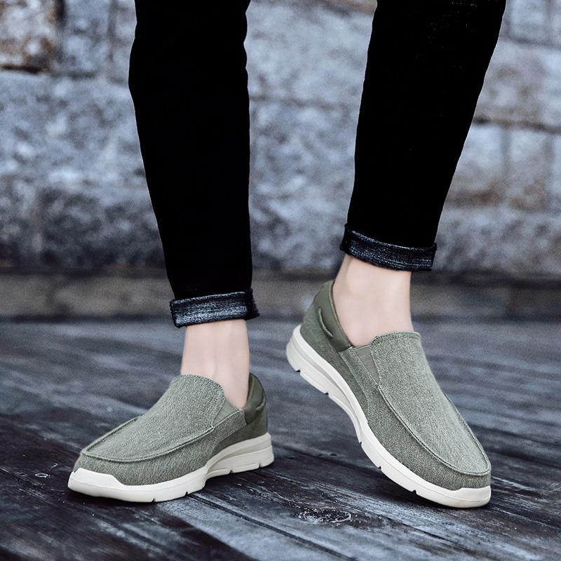 Men’s Outdoor Canvas Shoes Sneakers Driving Shoes Casual Slip On Wide Head Shoes for Farther Large Size