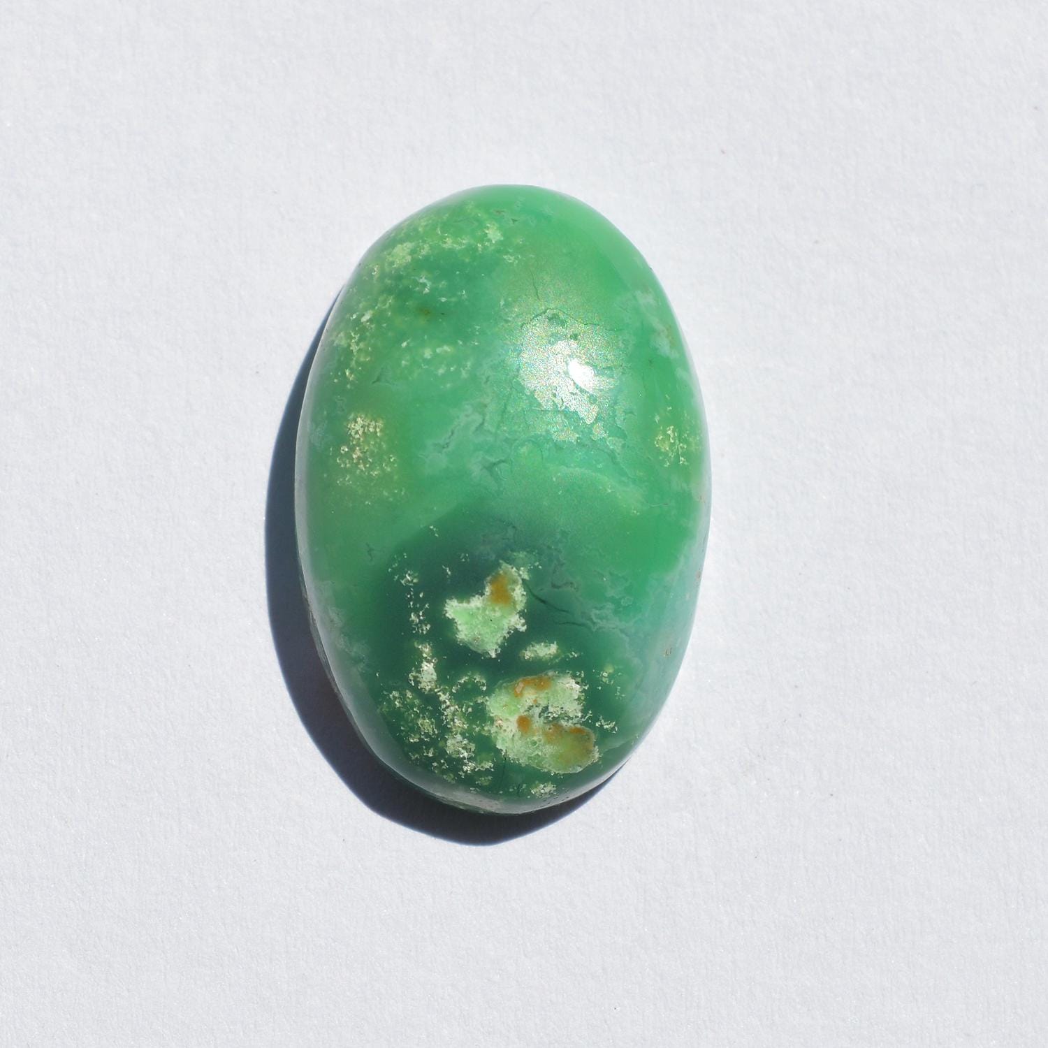 

Кабошон из натурального драгоценного камня хризопраз - россыпью полудрагоценный камень 24 карата овальной формы 24x16 мм, Jewelry Craft Supply 24x16 mm зелёный