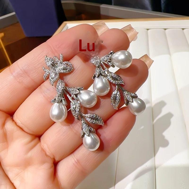 Glamorous Flower Branch Earrings with Cubic Zirconia Pearl Women's Stunning Long Dangle Party Jewelry