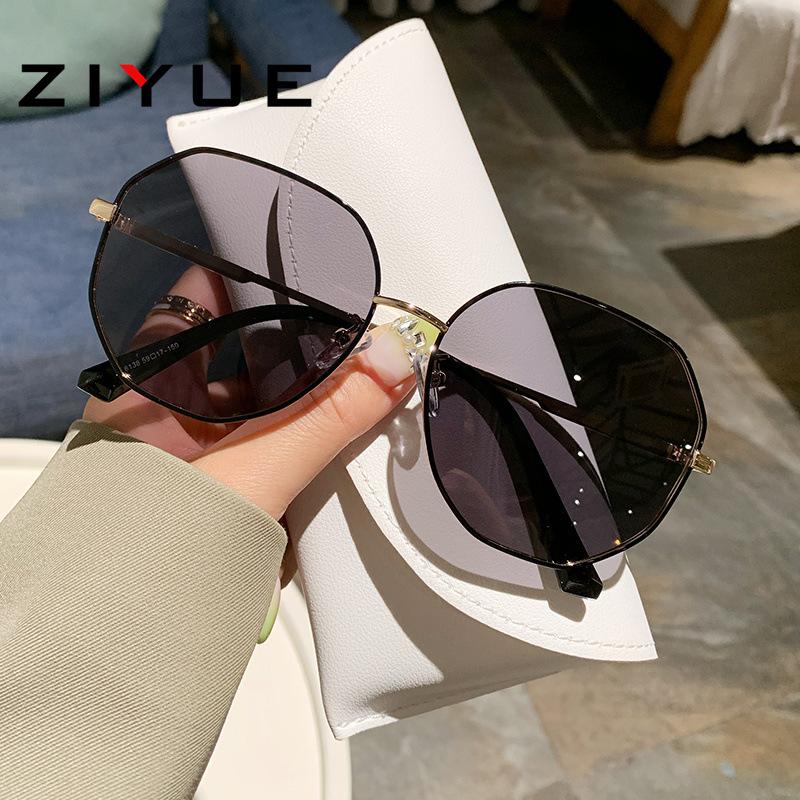 New high-end sunglasses, big face sunshade, thin women s driving glasses, UV-proof polarized sunglasses