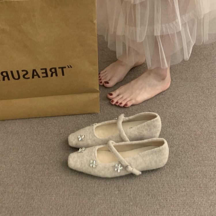 Inner height increase retro evening breeze temperament rhinestone word with Mao Mao single shoes women's shoes autumn and winter with skirts Mary