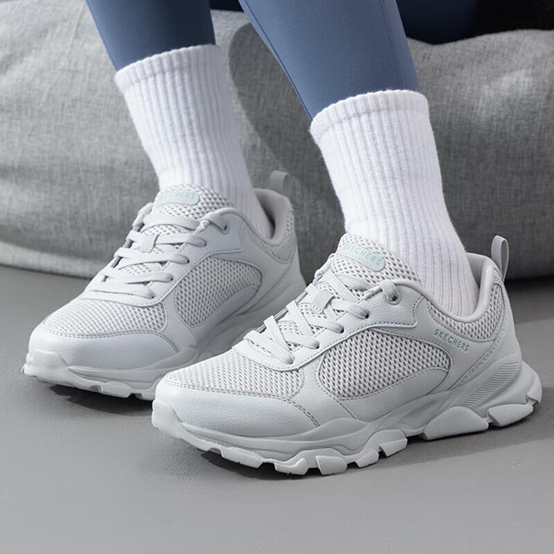 

Skechers Women s 897911 Breathable Running & Training Shoes 7.5