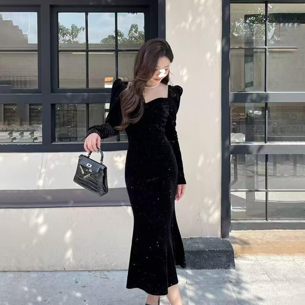 High-End Korean Style Black Velvet Slim Fit Mermaid Dress with Square Neck and Long Sleeves - Elegant Evening Gown for Women