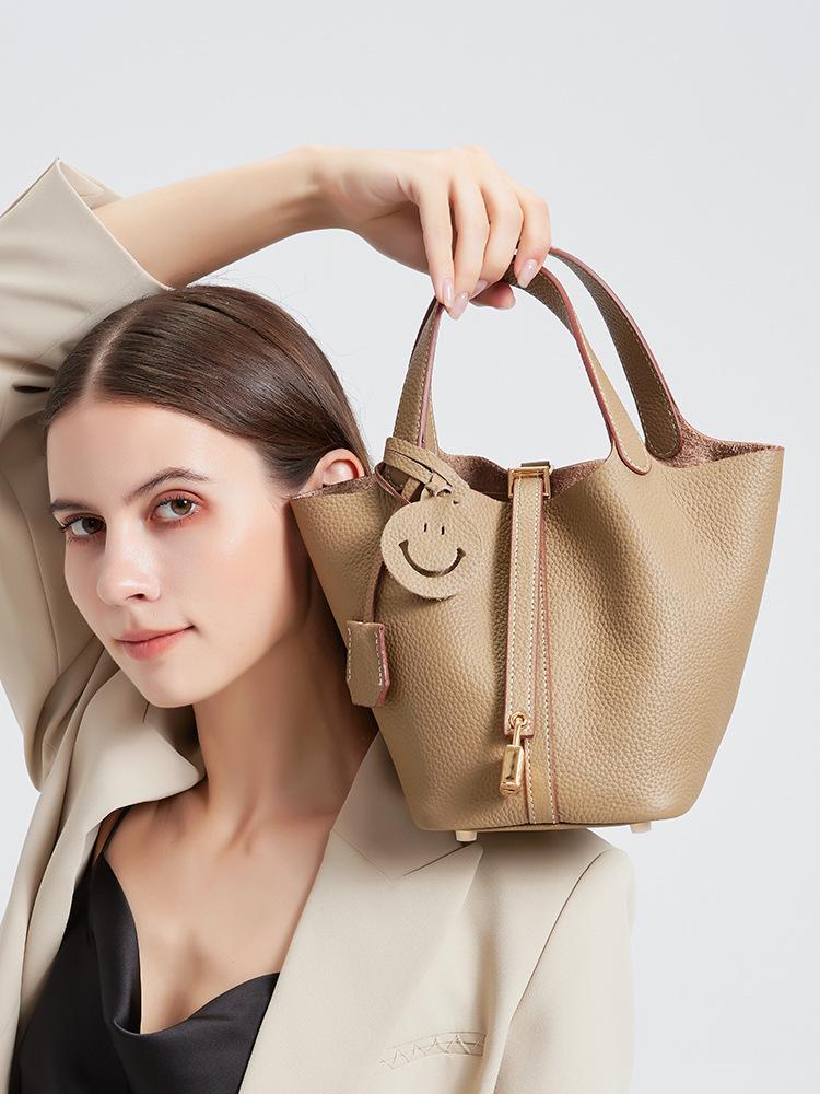 2025 Het Säljande Modekorg Hinkväska för Kvinnor – Högkvalitativ Nischdesign Handväska