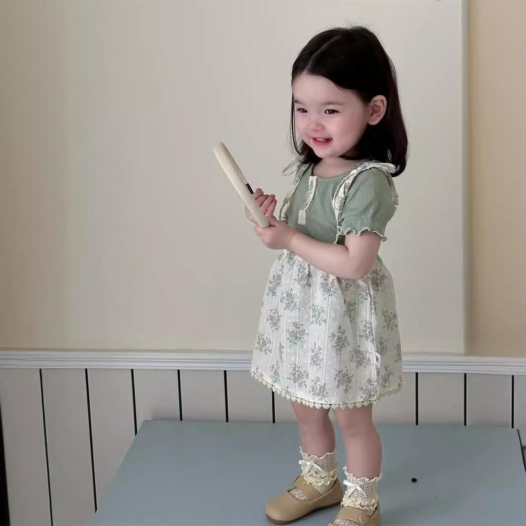 

Adorable Girls Summer Floral Lace Short Sleeve T-shirt And Shorts Set In Green StyleA