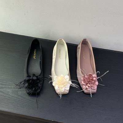 French Fairy Style Single Shoes Female Flat-soled Ladyshoes 2025 Spring and Summer Square Head Flower Shallow Mouth Soft Leather Beanie Ballet Shoes