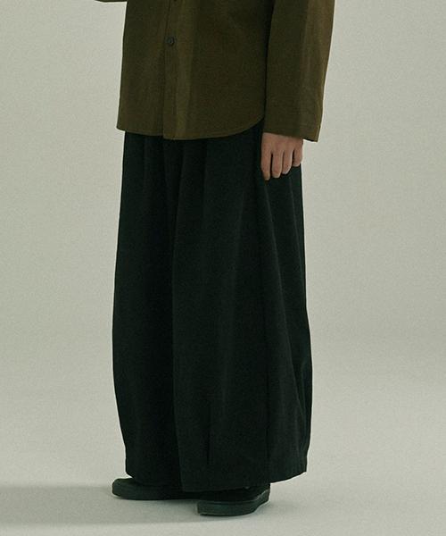 Mallen Unisex Tuck Balloon Pants Black