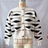 Irregular striped contrasting single breasted round neck short cardigan sweater jacket for women in autumn and winter 3556