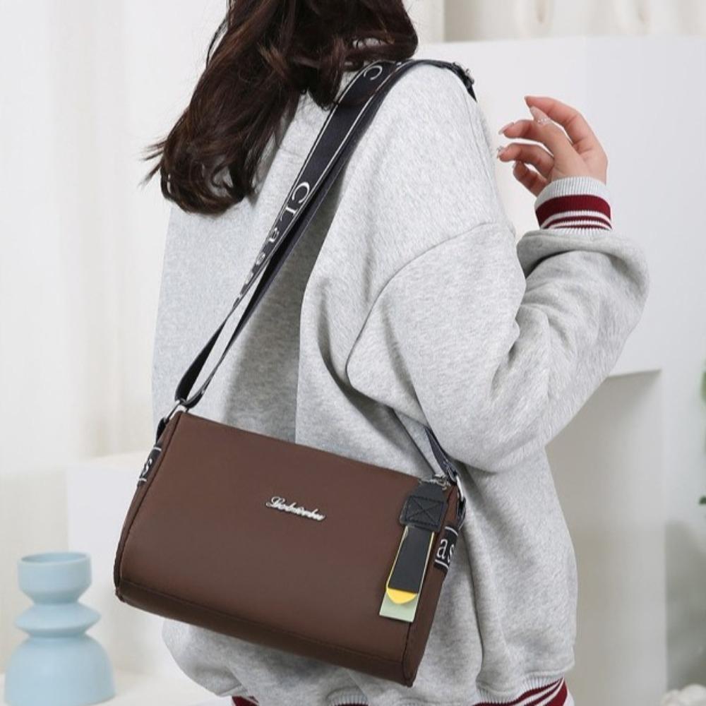 Korean Style Zipper Dumpling Bag Large Capacity Sports Crossbody Bag Nylon Shoulder Bag Outdoor