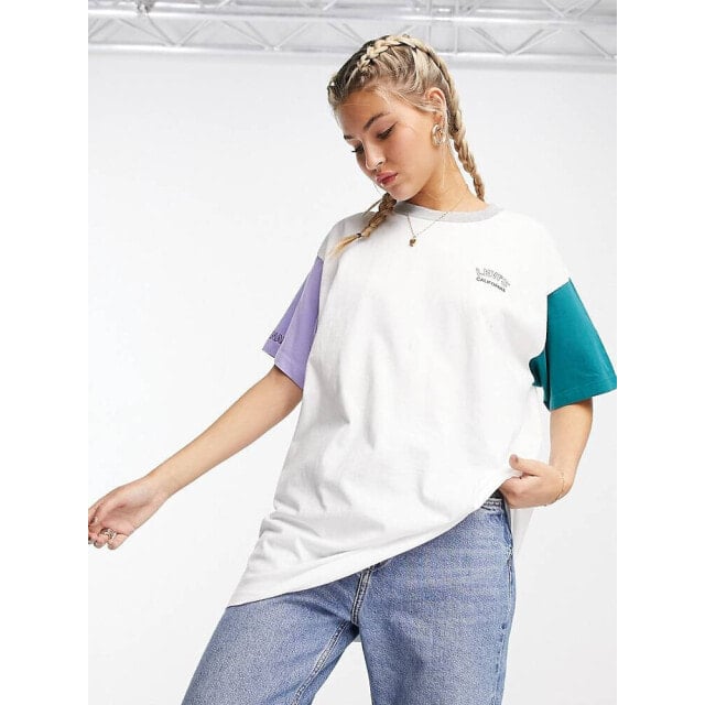 

Контрастная футболка Levi s oversize на мульти