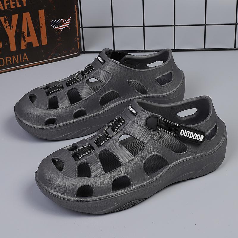 Men's wide toe shoes new outdoor casual sports sandals comfortable and lightweight beach shoes hollow garden shoes cave shoes