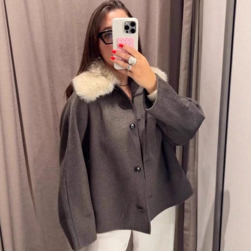 Womens Wool Blend Long Sleeve Coat With Faux Fur Collar Loose Fit Street Style Winter Outerwear
