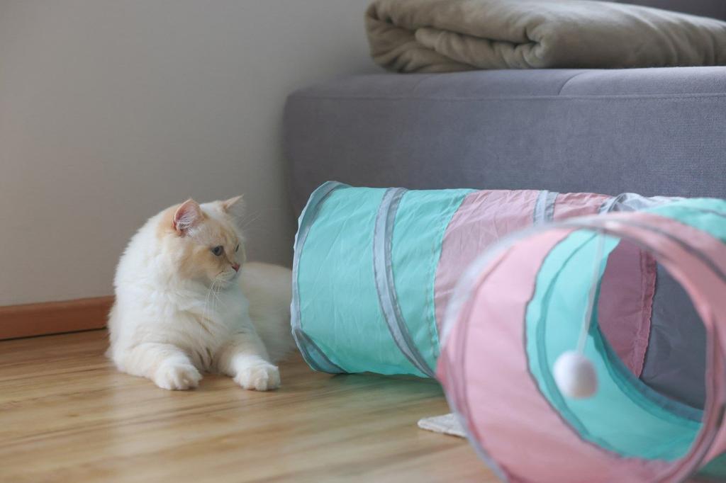 Tunnel pour chat - kerbl - triangle - turquoise/rose/gris - 80 × 50 × ø 25 cm