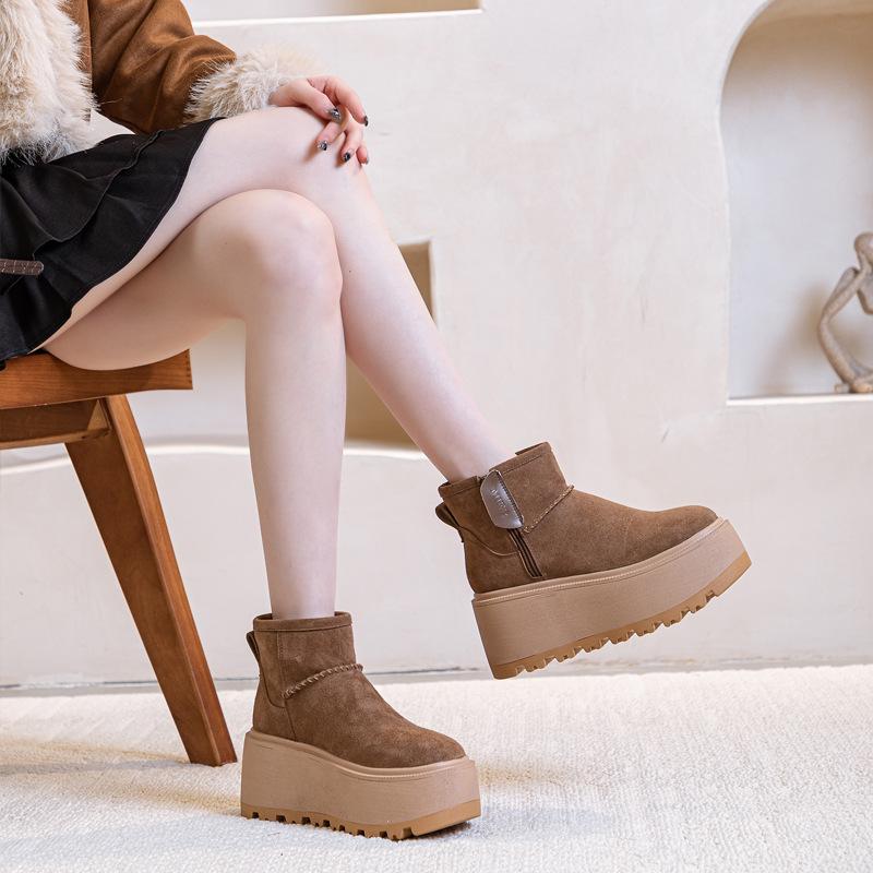 

Женские зимние ботинки на толстой подошве 2025 новые короткие ботинки женские бархатные теплые на платформе женские ботинки хлопковая обувь модные на увеличение роста 39 хаки