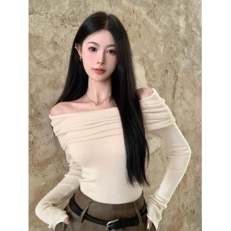 

Pure Desire Black One-shoulder Top for Women in Autumn and Winter Off-the-shoulder Design Slim Fit with Long Sleeves Knitted L абрикосовий
