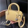 Stylish Pillow Shape PU Handbag Women - Minimalist City Chic Shoulder Crossbody Bag With Zip