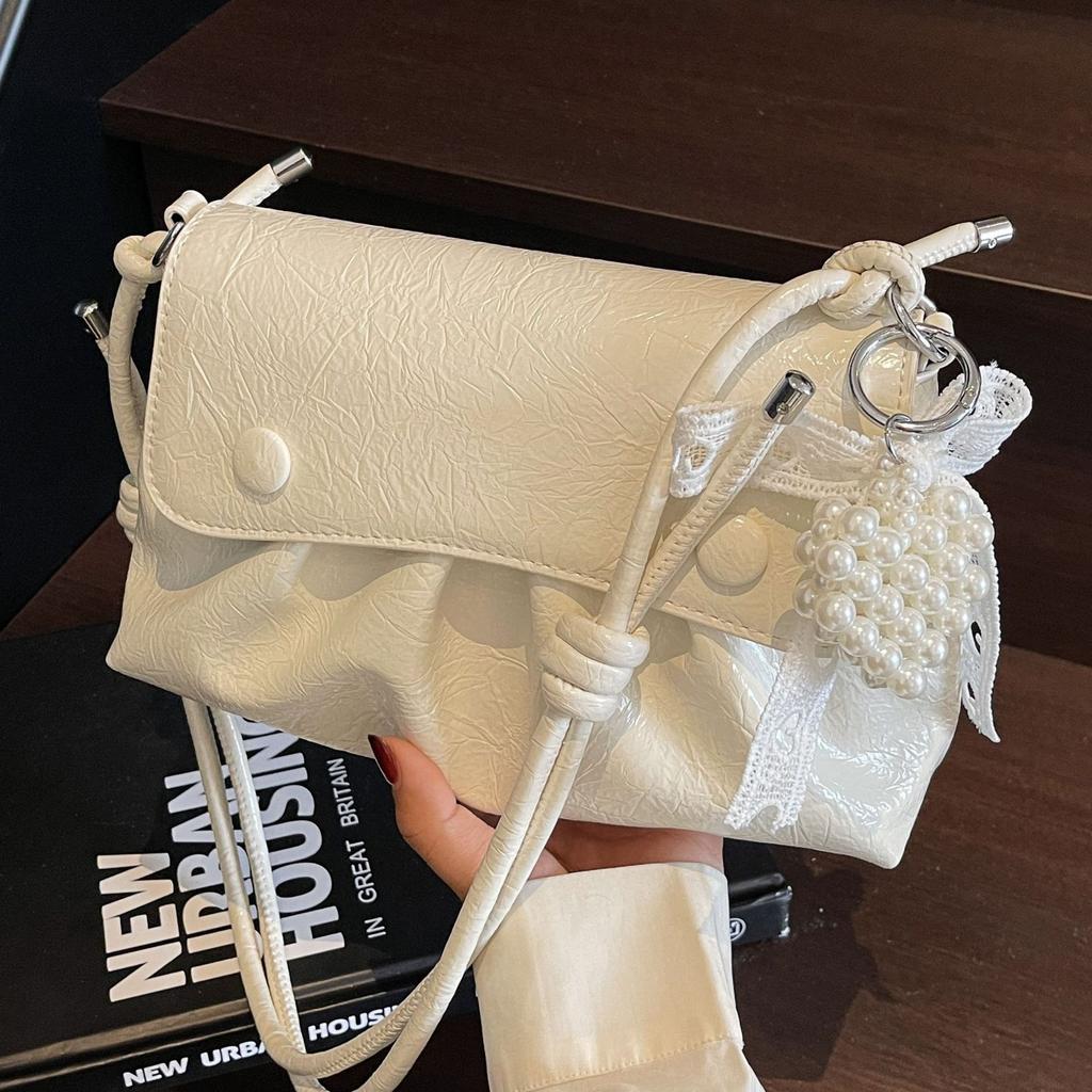 Folded cloud bag women's 2025 new versatile foreign style small square bag trendy fashion high sense messenger bag