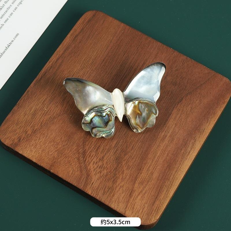 

Брошь из натуральной ракушки, высококлассная темпераментная брошь-булавка в виде бабочки, птицы, кленового листа, из черной ракушки абалона, нишевый аксессуар для костюма для женщин