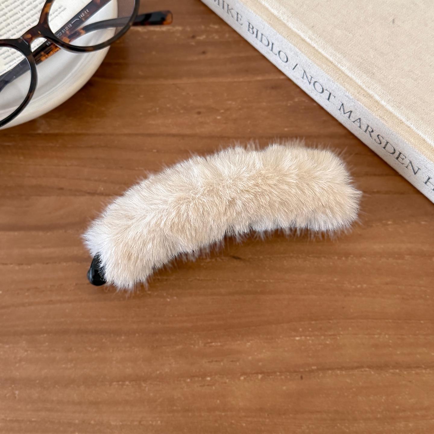 

High-End Faux Mink Fur Hair Clip for Women - Autumn/Winter Ponytail & Bun Updo Accessory бежевий