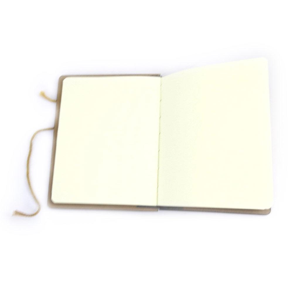 Les Trésors De Lily [M0858] - Vintage 'Love' Travel Journal