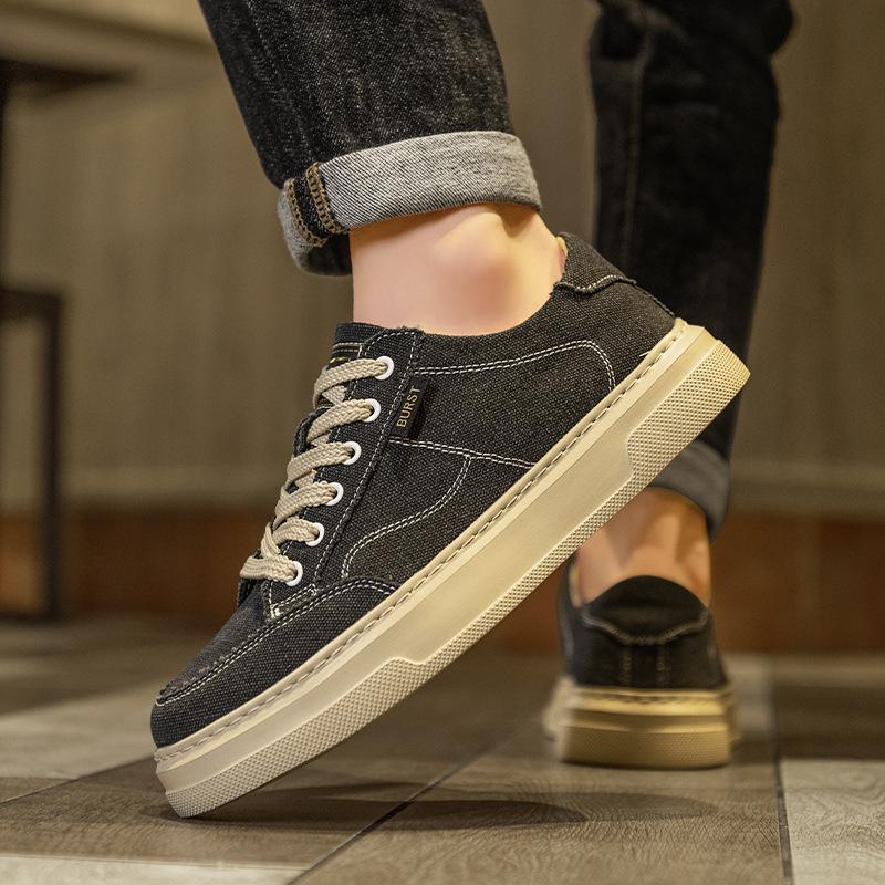 College Style Canvas Breathable Board Shoes Flat Bottom Low Top Lace-Up Sports Trendy Shoes Cold Sticky Men'S Shoes