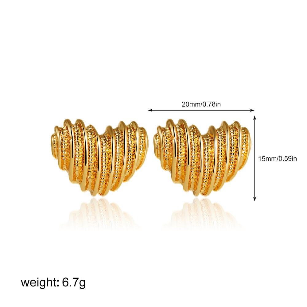 Vintage Metal Striped Texture Heart Stud Earrings for Women 18K Gold Color Plated Love Heart Earring Charm Party Jewelry Gift