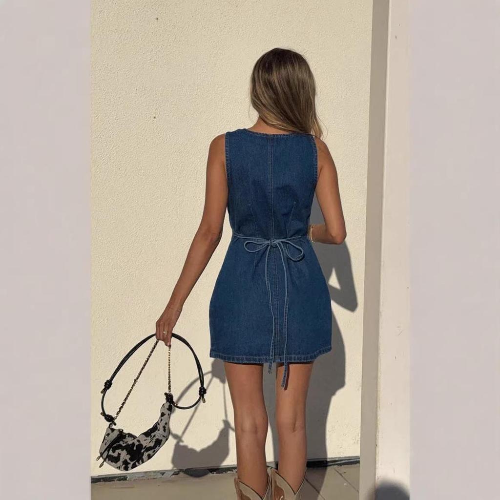 2026 Spring/Summer European Retro Button-Up Tie Waist Denim Dress