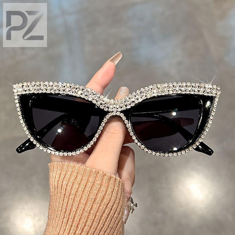 

Minimalist Diamond-Studded Sunglasses Retro -Eye Diamond Chain Sunglasses One Size чёрный
