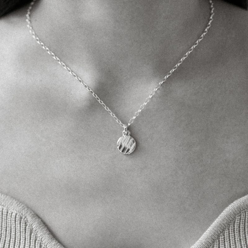 LECLAT LUMIERE CIRCLE NECKLACE SILVER/VERMEIL