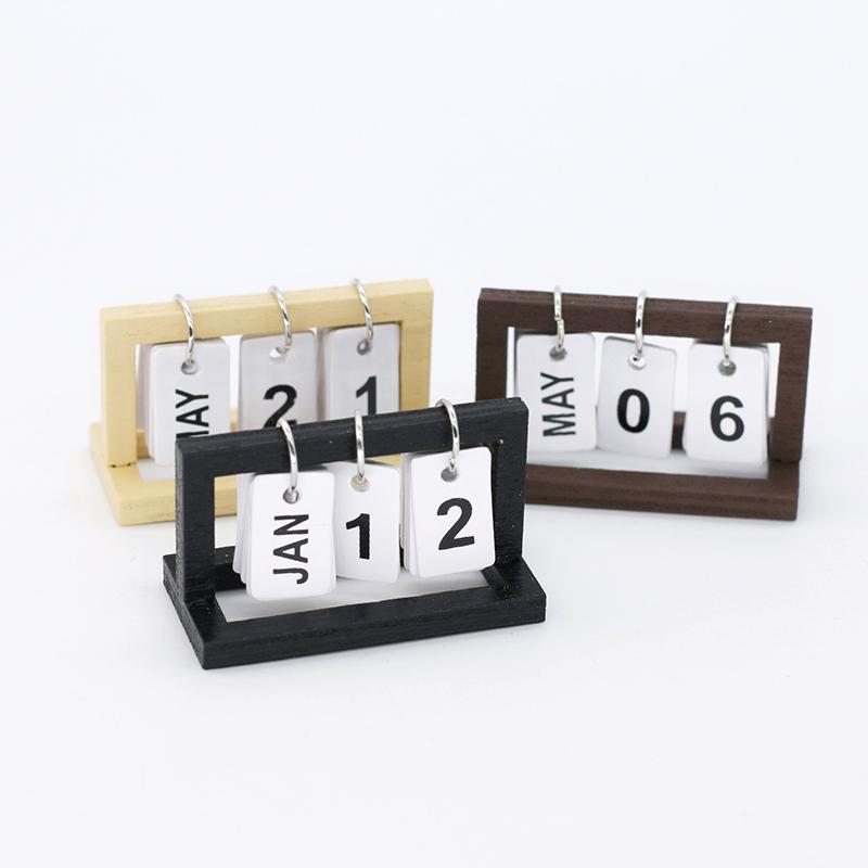 1:12 Miniaturní kalendář pro domeček pro panenky Stolní kalendář Dekorace modelu domu Hračka Doplňky pro domeček pro panenky