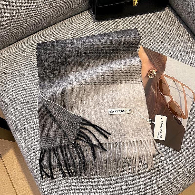 100% Pure Wool Scarf Female Winter Warm Cashmere Shawl Checkerboard Grain Design Couple Accessory Premium Sense Windproof Scarf