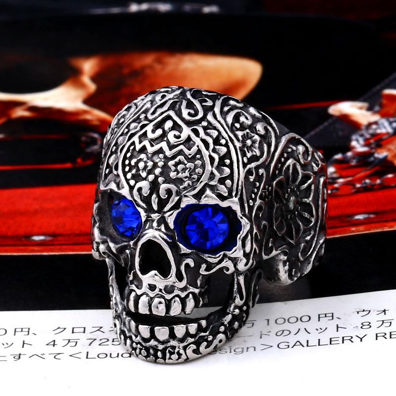 Men's Fashion Skull Ring Retro Red Inlaid Ghost Head Ring