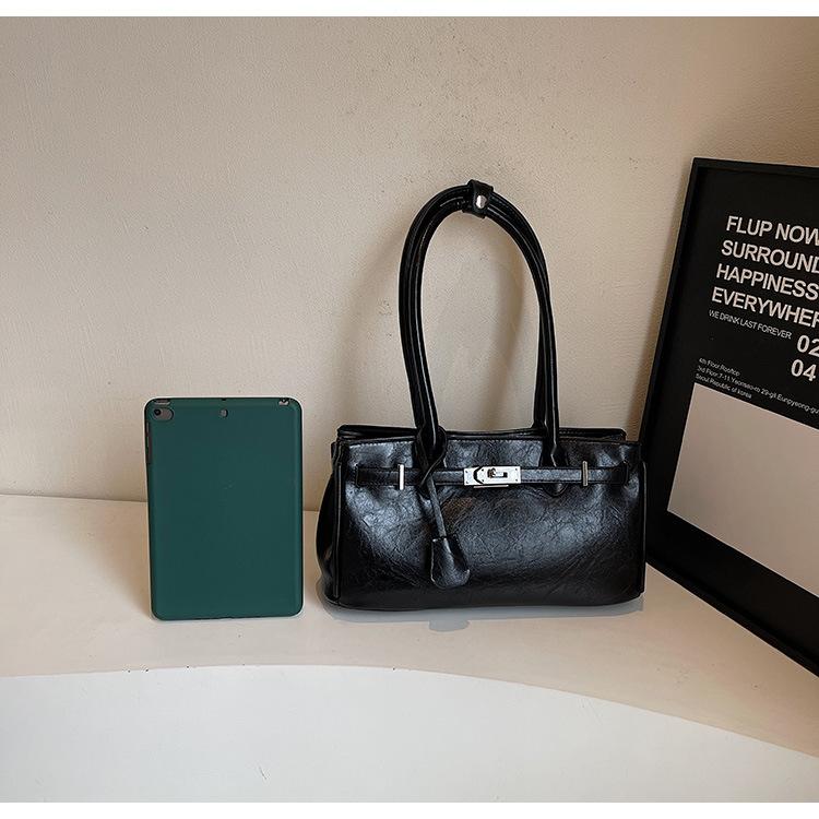 

Женская сумка большой вместимости с высоким чувством стиля, женская сумка через плечо для работы в стиле ретро с высоким чувством стиля чёрный