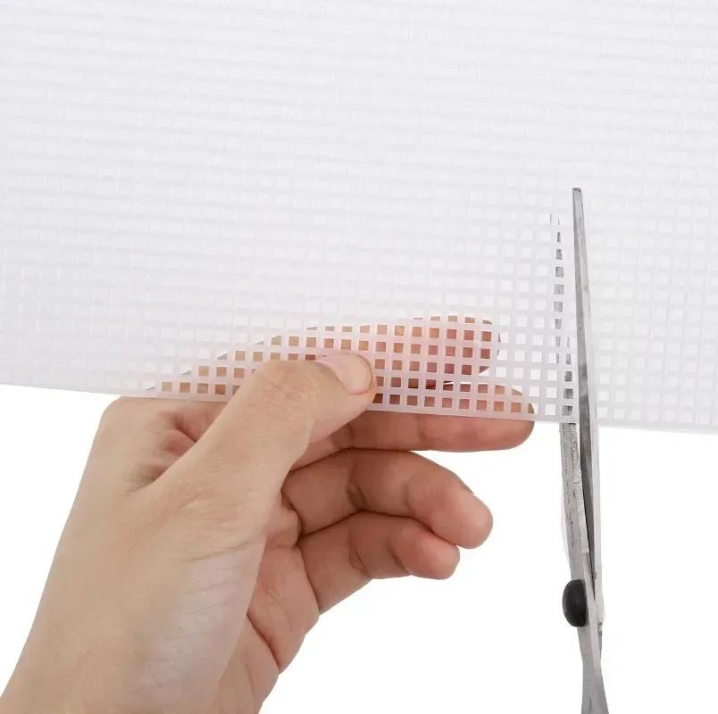 2/4pcs Plastic Canvas Embroidery Sheets White Bag Mesh Sheets for DIY Sewing Embroidered Woven Crafts