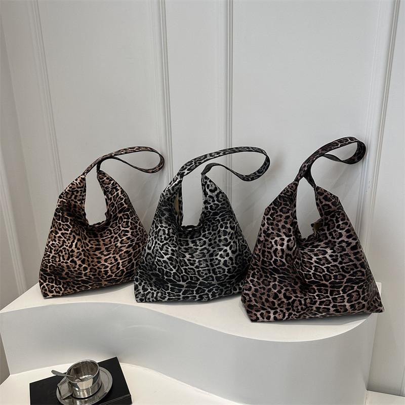 Large Leopard Contemporary Print Tote Bag For Women With Unique Shape And Spacious Design