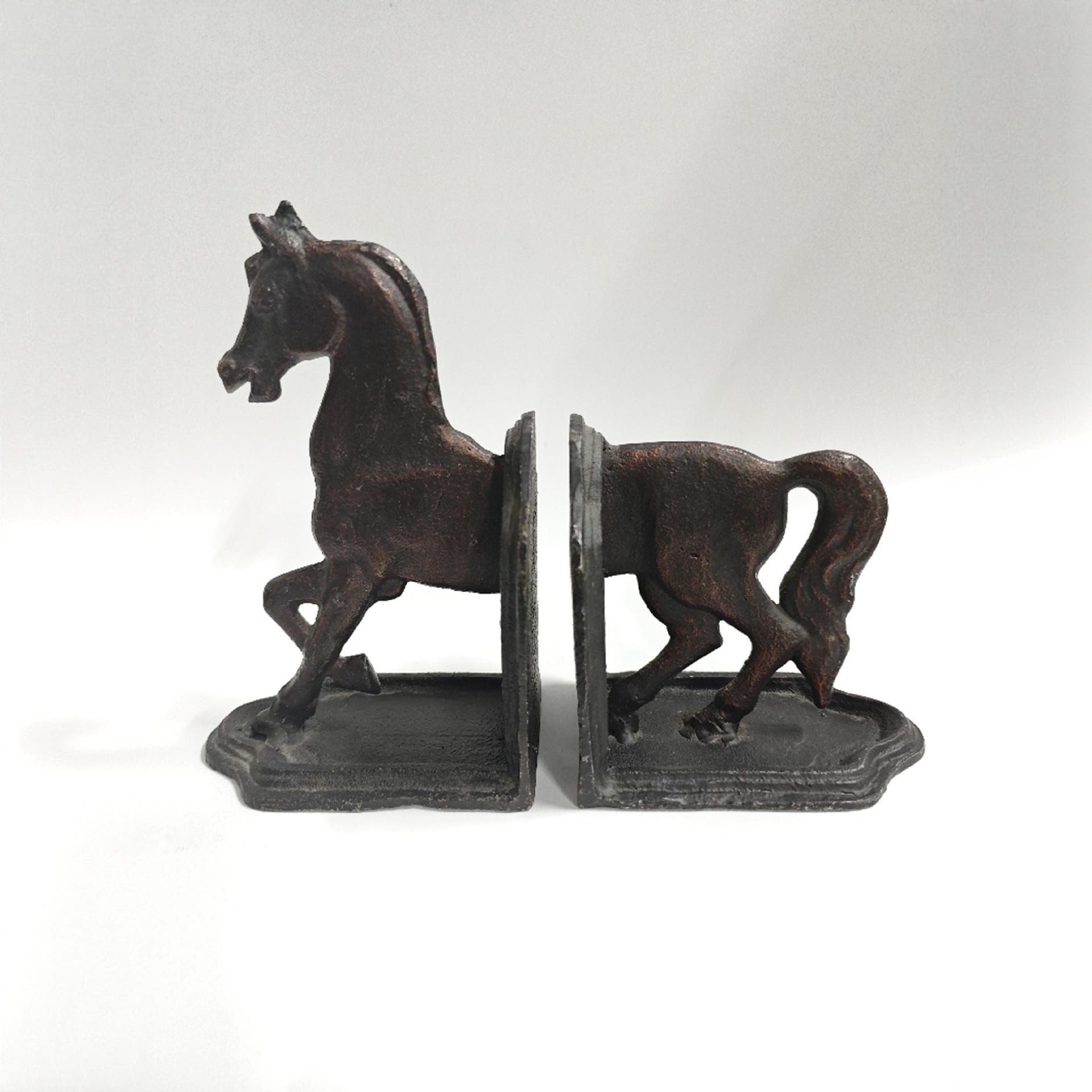 European Style Cast Iron Horse Bookends - Retro Nostalgic Metal for Indoor/Outdoor Use Other