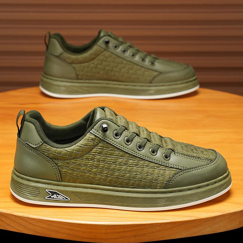 Frühling Herbst Neue Exquisite Herren-Sneakers Modetrend Vielseitige Lässige Board-Schuhe Outdoor Weiche Sohle Sport Laufschuhe