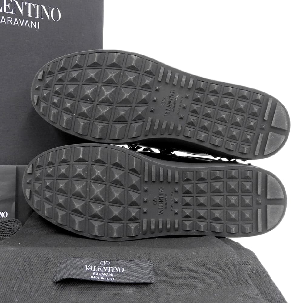 Valentino Garavani Excellent condition calf leather Rock Studs rubber sole lace-up sneakers, size 10.6, 2Y2S0931BXE shoes 42 blackUsed