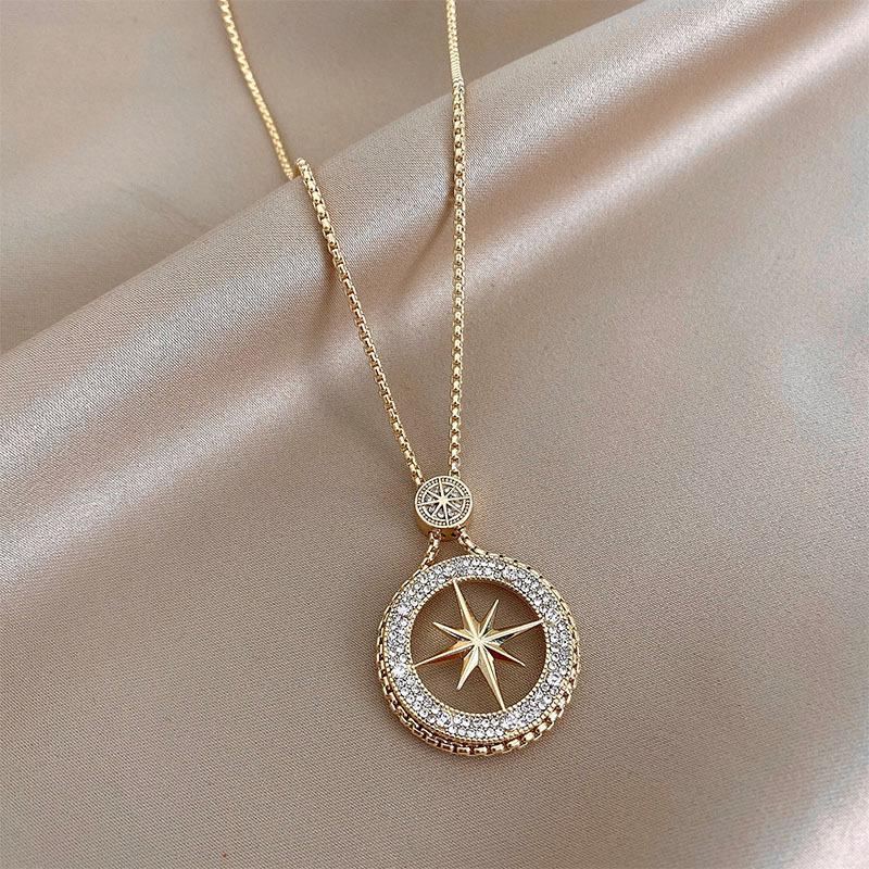 Elegant Winter Luxury Accessory Women's Trendy Sparkling Octagram Star Pendant Necklace Link Chain Long Layering Alloy Jewelry