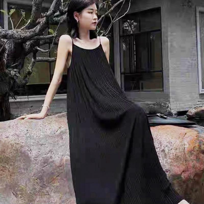 

Elegant Pleated Summer French Strappy Dress - Women s Versatile, Flowy Long Skirt M (80-100 lbs) чёрный